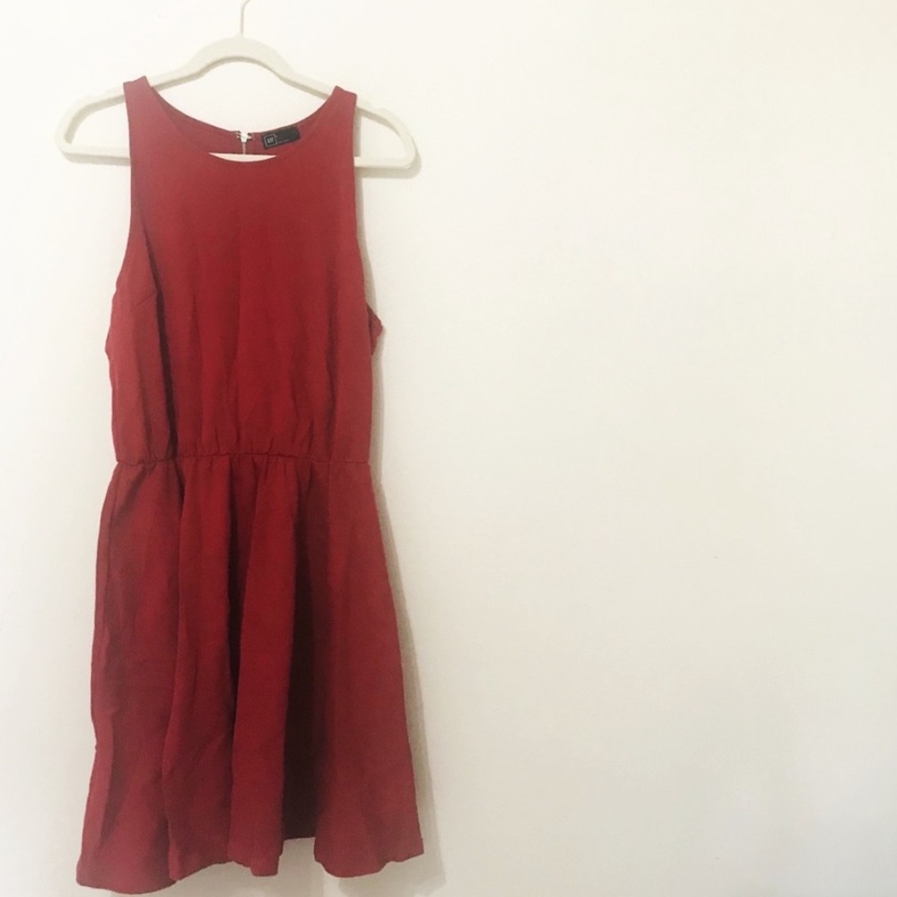 EUC Gap sleeveless red dress, L
